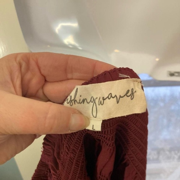 Burgundy top with ruffles and bell sleeves #boho Wishing Waves L - Picture 4 of 7